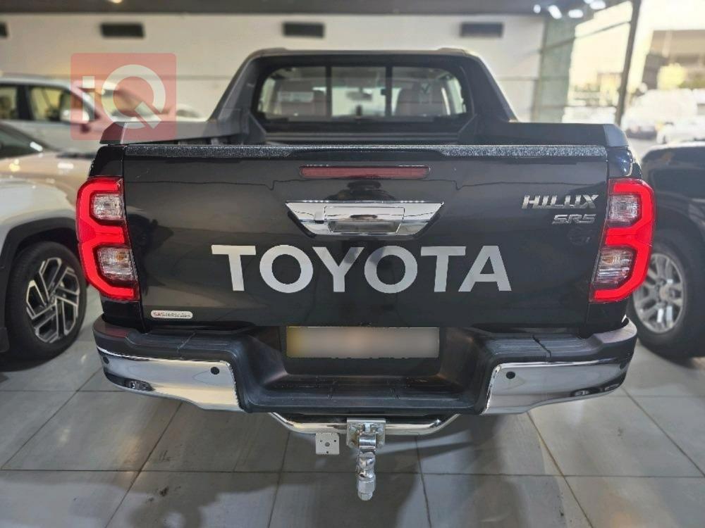 تويوتا هايلوكس